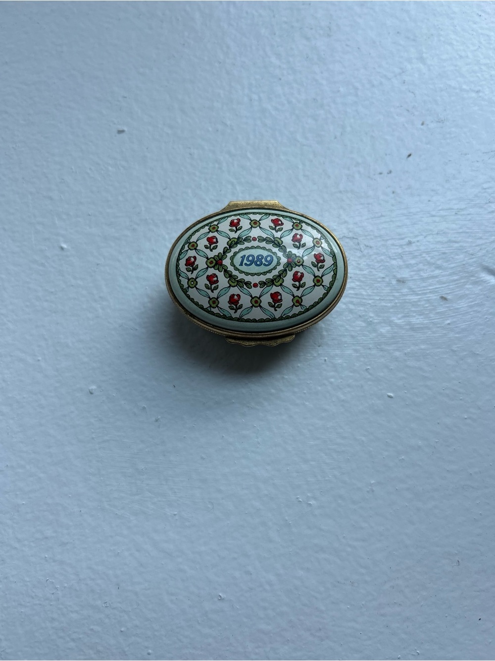 Vintage Halcyon Days “A Year to Remember"  Oval Trinket Box - 1989